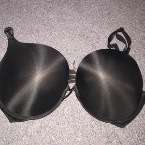 Black bombshell bra